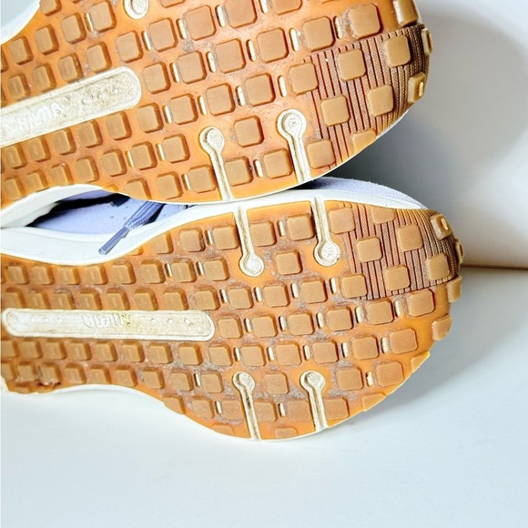 Hilma Women’s The Everywhere Fit Two Road Running Sneakers Purple Rose - Picture 7 of 9